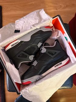 Jordan 4 Bred