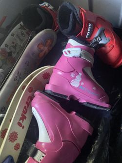 Ski Boots. &15 A Pair Kids Child 19 And
