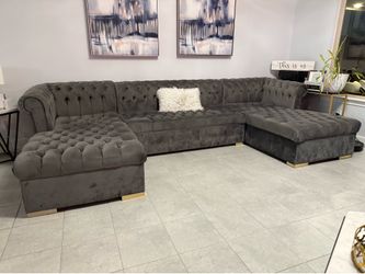 Living room sectional