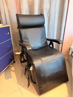 Massage chair, salon chair