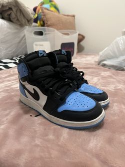 Jordan 1 UNC toe