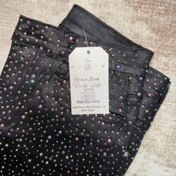 Size Medium