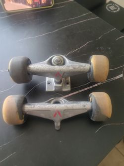 Skateboards/parts