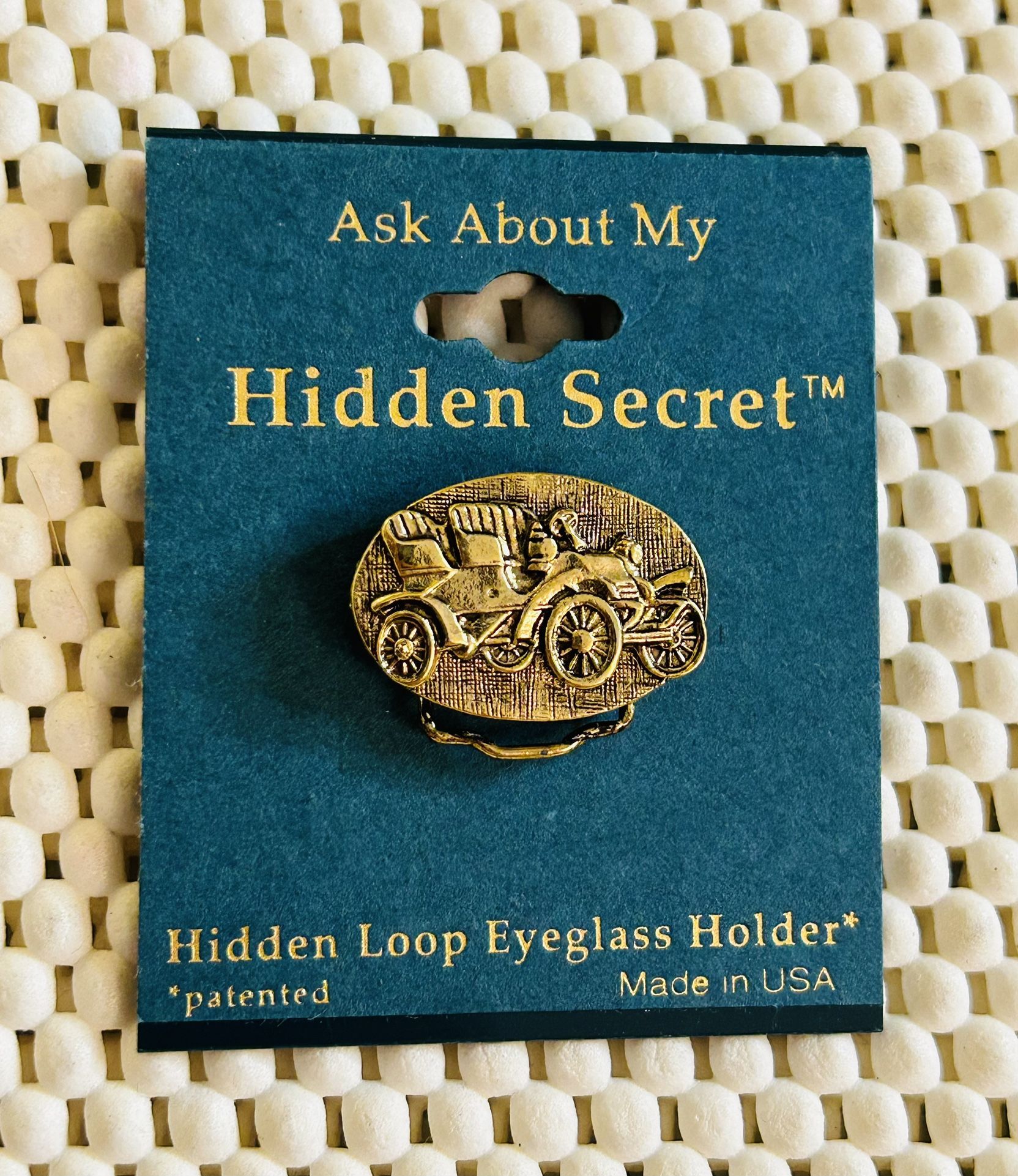 Vintage HS Antique Car Pin With Drop Down Loop By E. F. Designs NOS