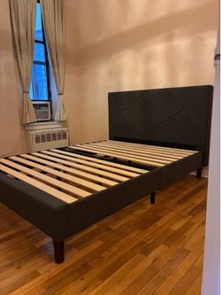 Gray Upholstered Full Size Bed Frane