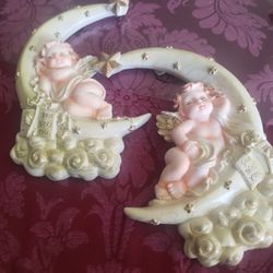 Pair Of Plastic Dream Angels Wall Piece 