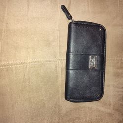 Women's Black Wallet