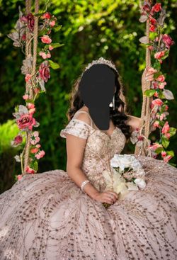 Ballroom ROSE gold Off Shoulder Quinceanera Gown Size S