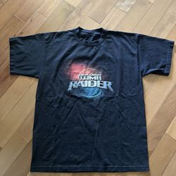 Vintage 2001 Tomb Raider Shirt