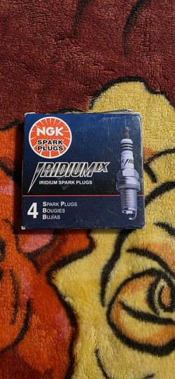 NGK Iridium IX Spark Plugs - 4 Pack (Brand New)