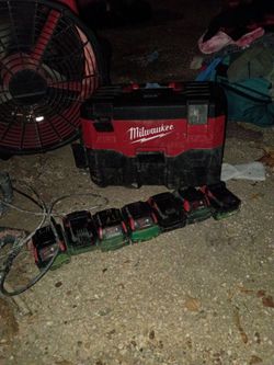 Milwaukee Wet/Dry Vac with Battery Chargers and Batteries