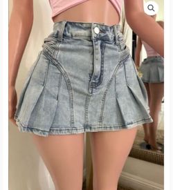 Denim skirt
