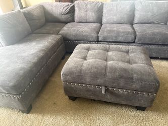 Cute couch for sale