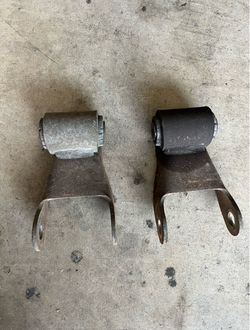 Shackles GMC/Chevy 99 And UP