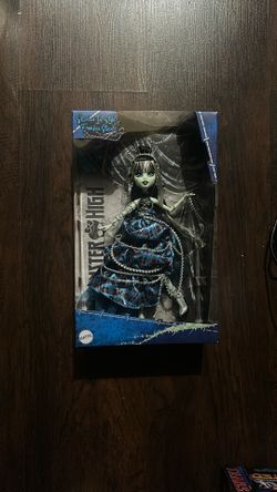 Monster High Frankie Stein Stitched In Style 