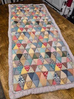 Quilted Patchwork Triangular Mat