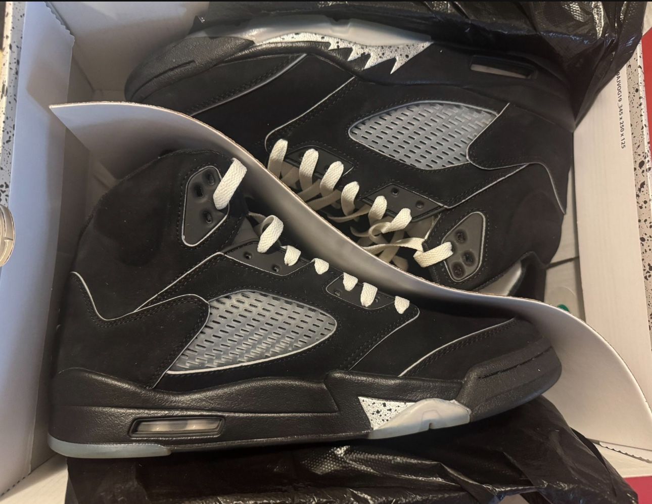 Air Jordan Retro 5( Reimagined) Great Condition (PRICE IS FIRM) NO TRADES