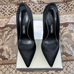 Tom Ford Suede Pumps