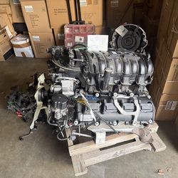 6.4 Hemi BGE low miles need to sell complete motor $7,000 obo