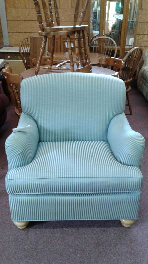 Ethan Allen Blue Striped Upholstered Style Club Chair For Sale In Pittsburgh Pa Offerup