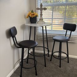 Bar Table With Stools 