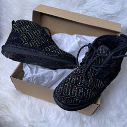 Uggs New Boots In Box $65 (Kid's)