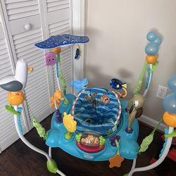 Baby bouncer-New never used 