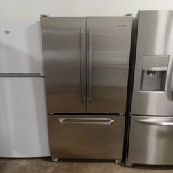 Decor Bottom Freezer Pull Out With Water And Ice Maker Inside Price To Sell