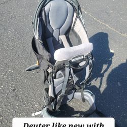 Hiking Baby Backpack With Sunshade Like New