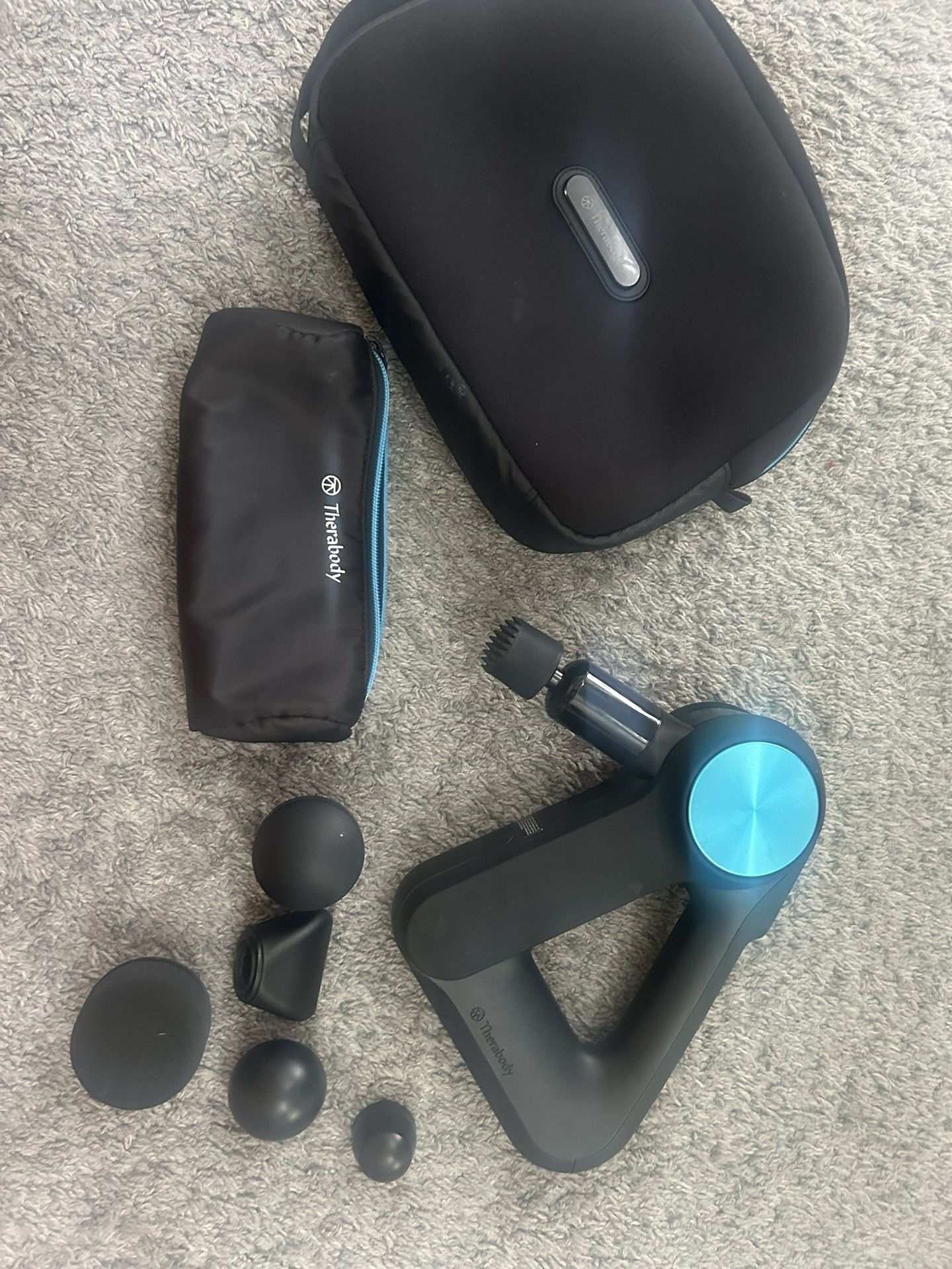 Therabody Massage Gun With Accessories