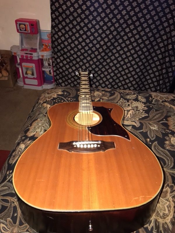 Very rare 1971 Ensenada Guitar