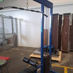 Commercial Gym Lat Machine 