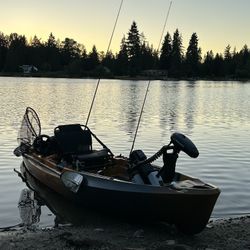 Old town Fishing/hunting kayak Auto Pilot 120