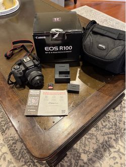 Canon EOS R100 Camera Bundle