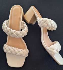 Sincerely Jules Strappy Size 10  Sandals Like New!