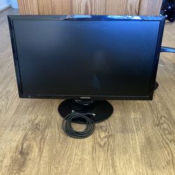 Samsung 24" S24D300H Full HD Monitor - HDMI - Includes Cable - Works Great