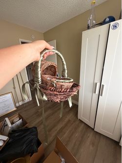 Flower girl basket