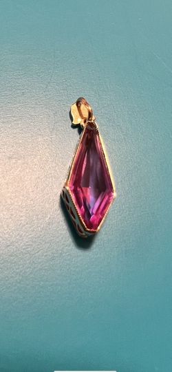 gold pendant with ruby ​​stone. 583* for the period of the USSR!