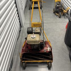 Honda Mclane Lawn Mower