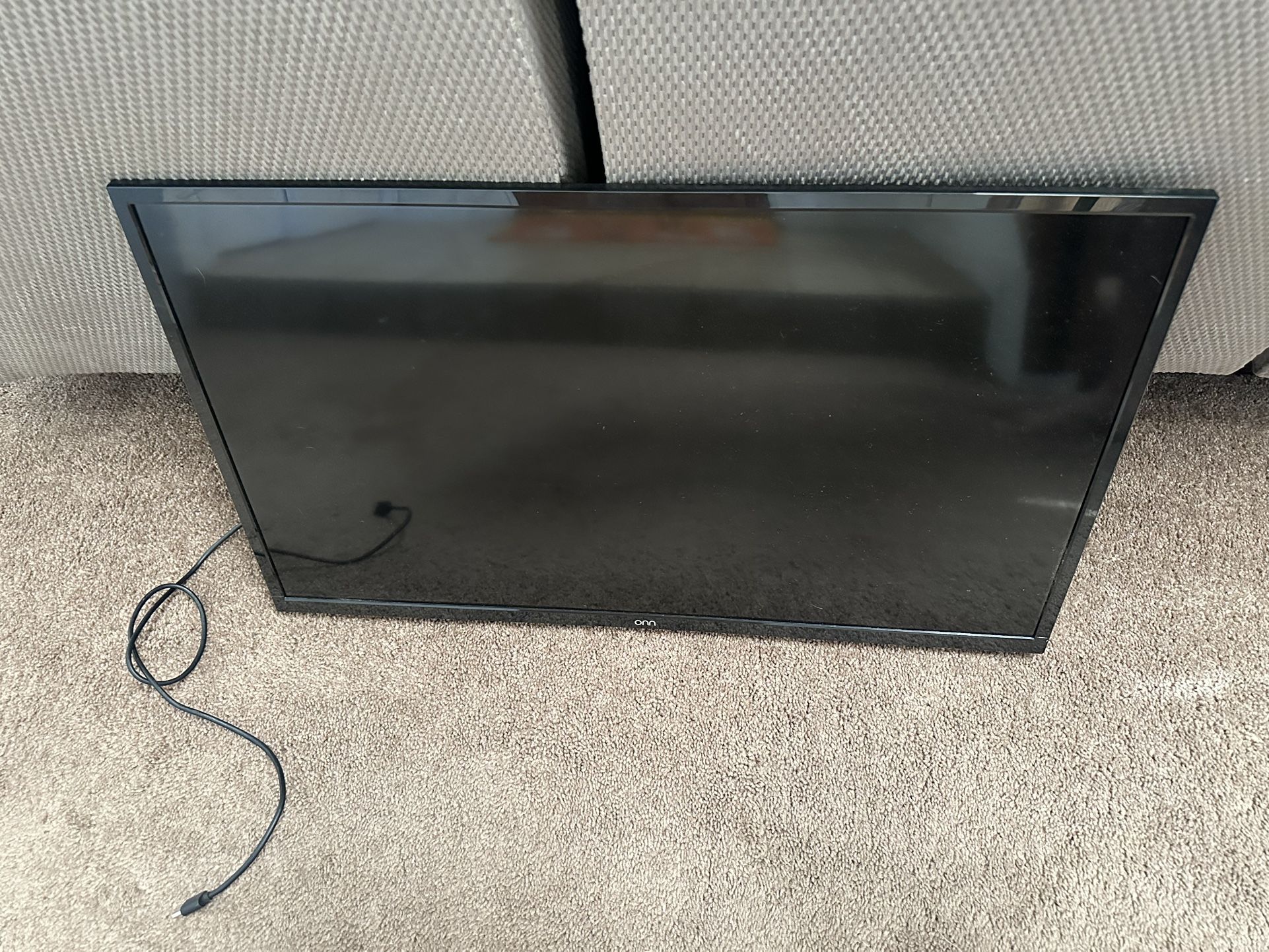 Onn 32 Inch TV