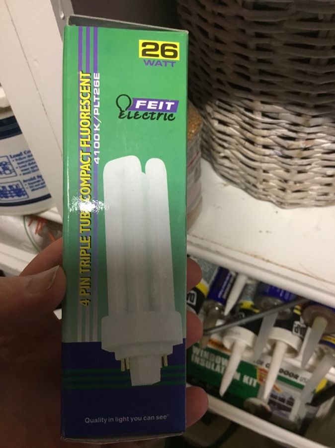 4-pin fluorescent light, 26 watts