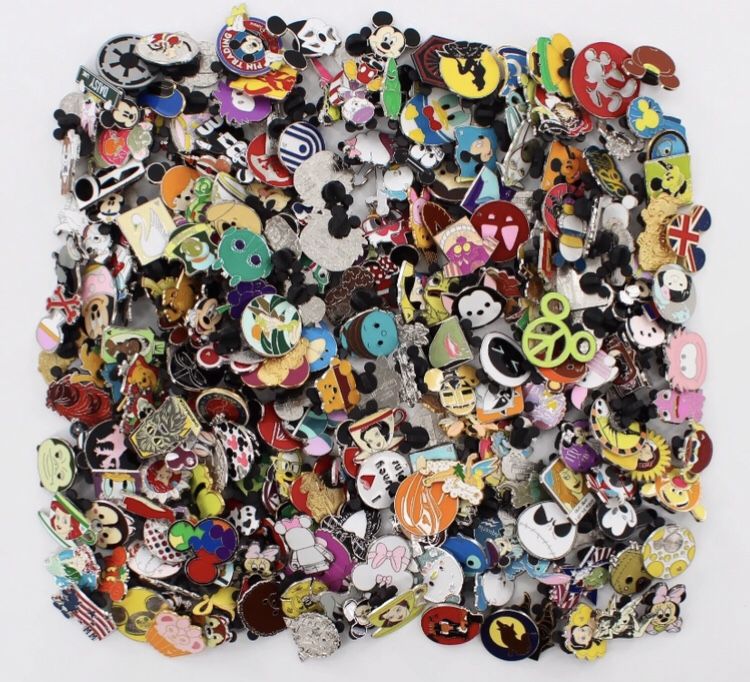 50 Disney Pins , Assorted , Random, Tradable