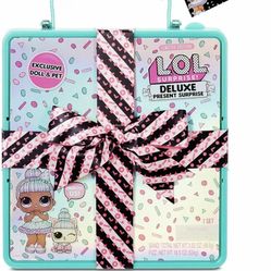 LOL SURPRISE DELUXE PRESENT SURPRISE