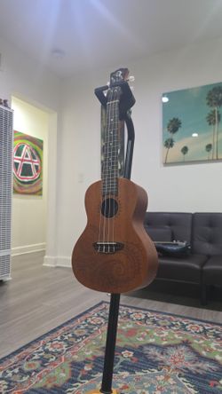 Luna Ukulele