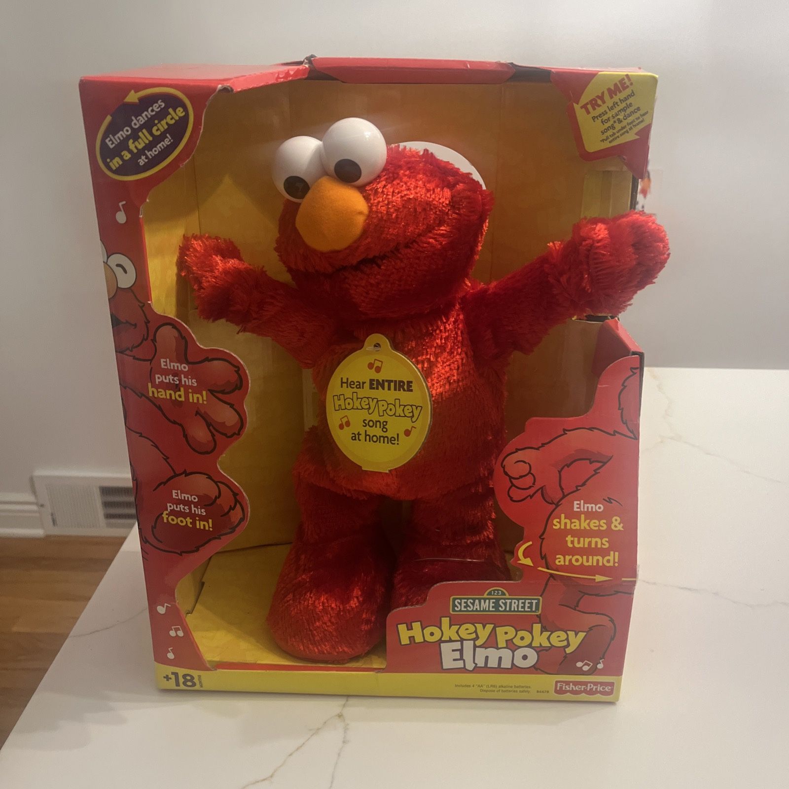 Hokey Pokey Elmo RARE new In Box 2002 Vintage Item 