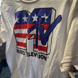 MTV T-shirt