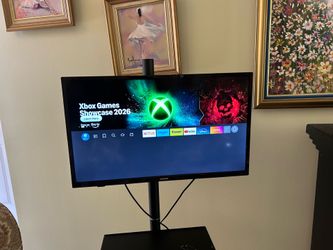 Toshiba 32” fire tv with rolling stand