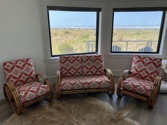 Beautiful Vintage Bamboo Pretzel Loveseat & Chairs