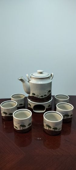 Royal Shillah 8 Pieces Tea Pot Set With Warmer & Cups (New, Other)