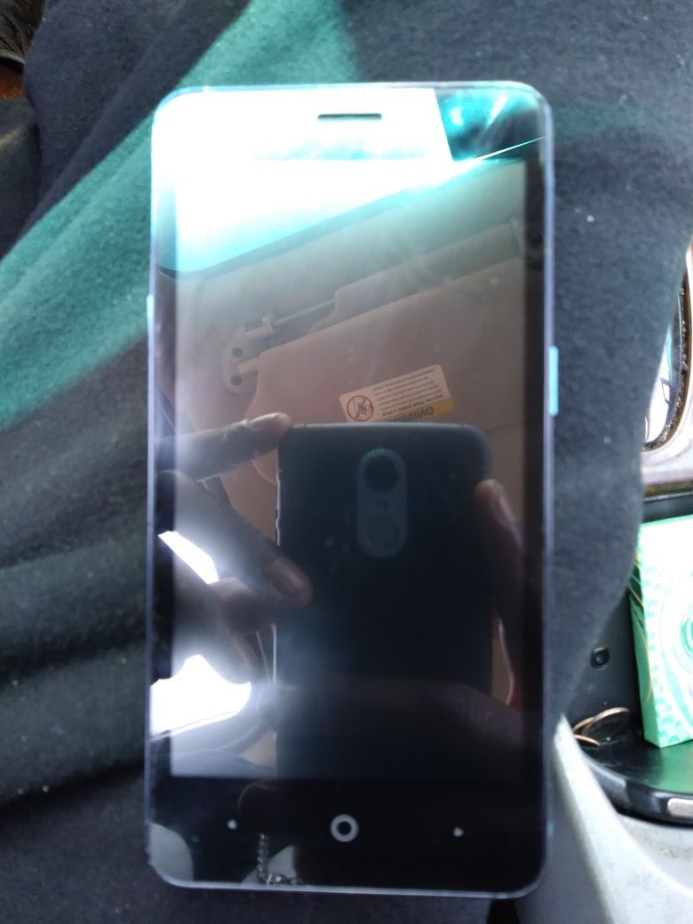 Metro pcs zte phone 35$
